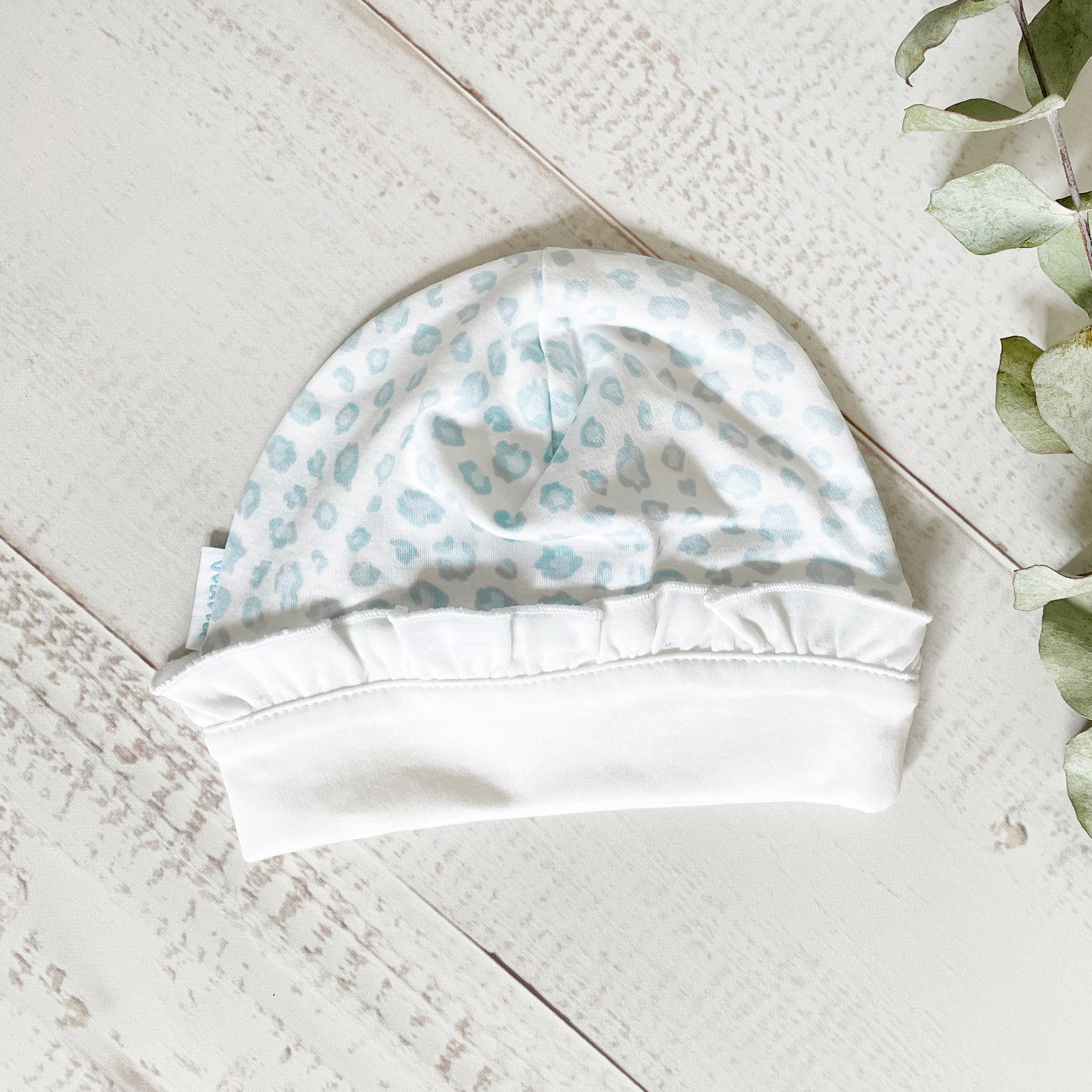 GORRO ANIMAL PRINT CELESTE